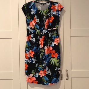 New look maternity dress